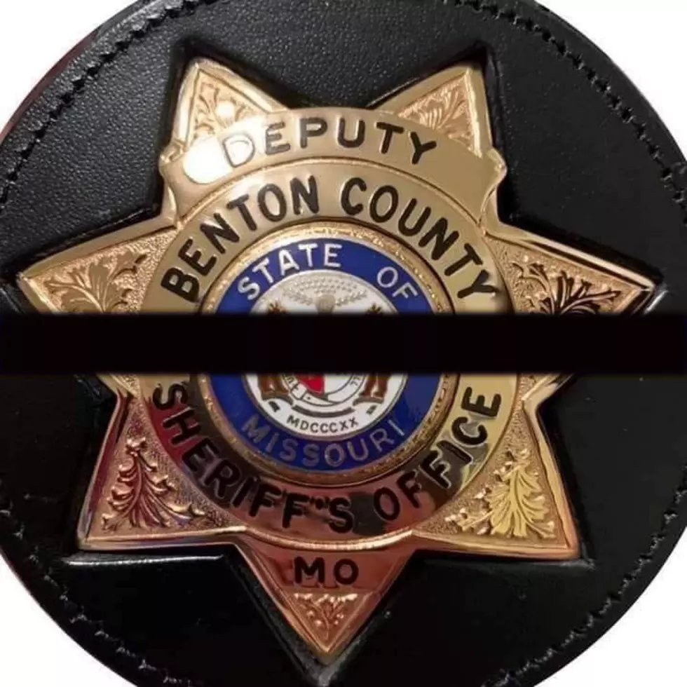Benton County Deputy Dies In His Car