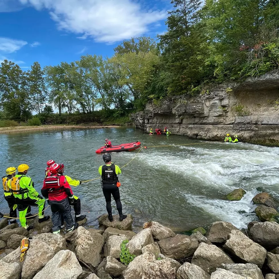 Pettis County Firefighters Attend Swift Water Rescue Training