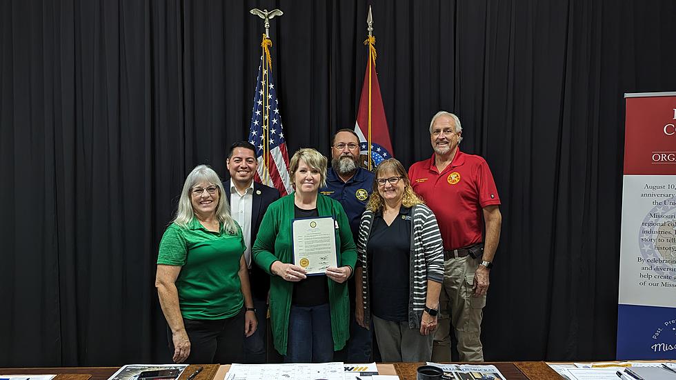 Pettis County Commission Celebrates 4-H Week