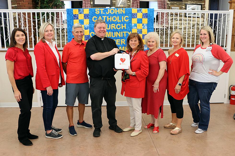 Wear Red for Women donates AED to St. John's Community Center