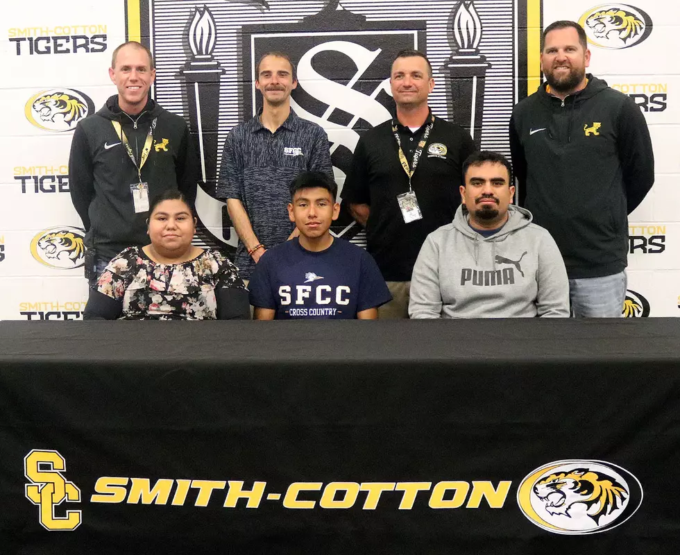 S-C’s Contreras Accepts Scholarship To Run For SFCC