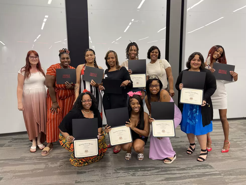 Program Graduates Receive Certificates From UCM at Lee’s Summit