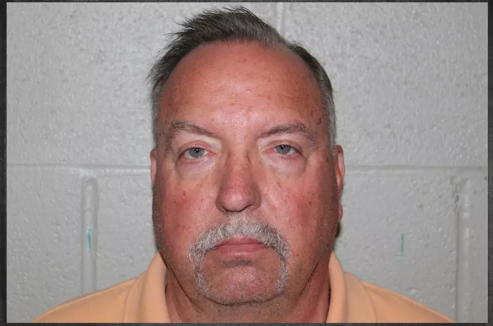 Benton County Treasurer Renno Arrested For Enticement Of A Child, Sexual Misconduct
