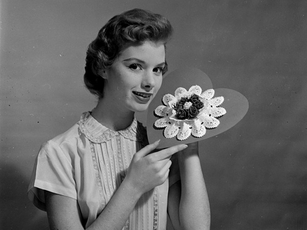 Attention, Men — Women Want Creative Gifts on Valentine’s Day