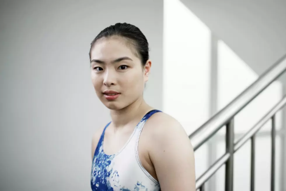 Family Withheld Devastating Secrets from Chinese Diver Until She Won Gold
