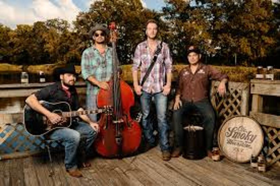 Kickin’ Artist of the Week – JB And The Moonshine Band