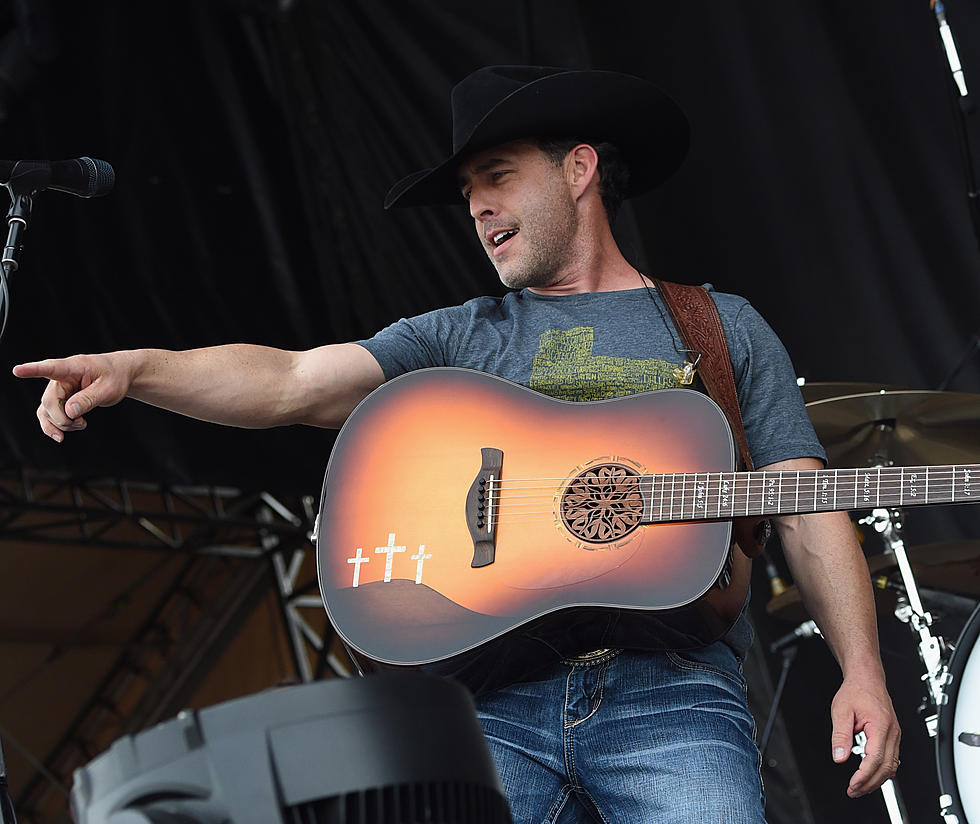 Aaron Watson Now Has His Missing Guitar Back