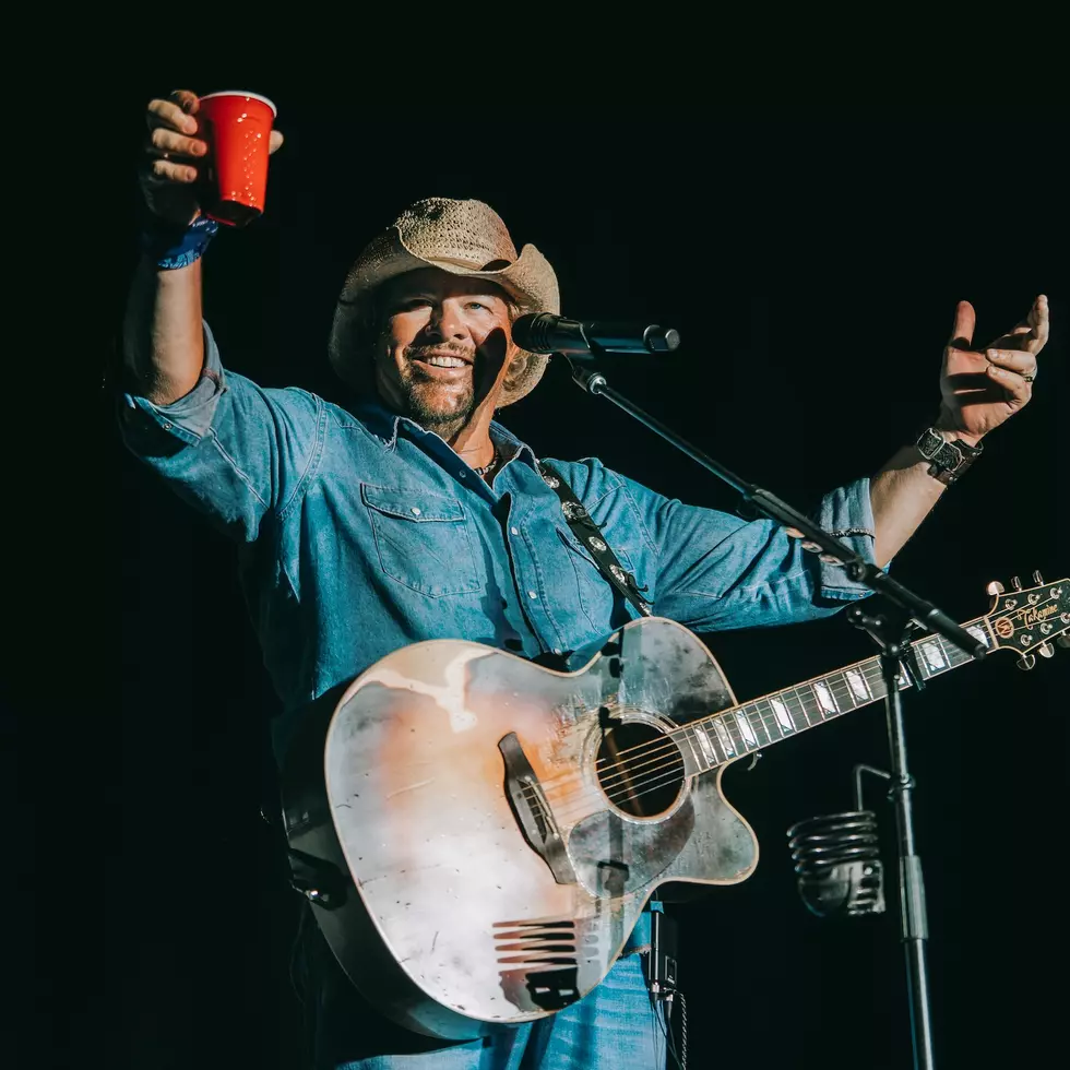 Toby Keith Is Being Treated For Cancer