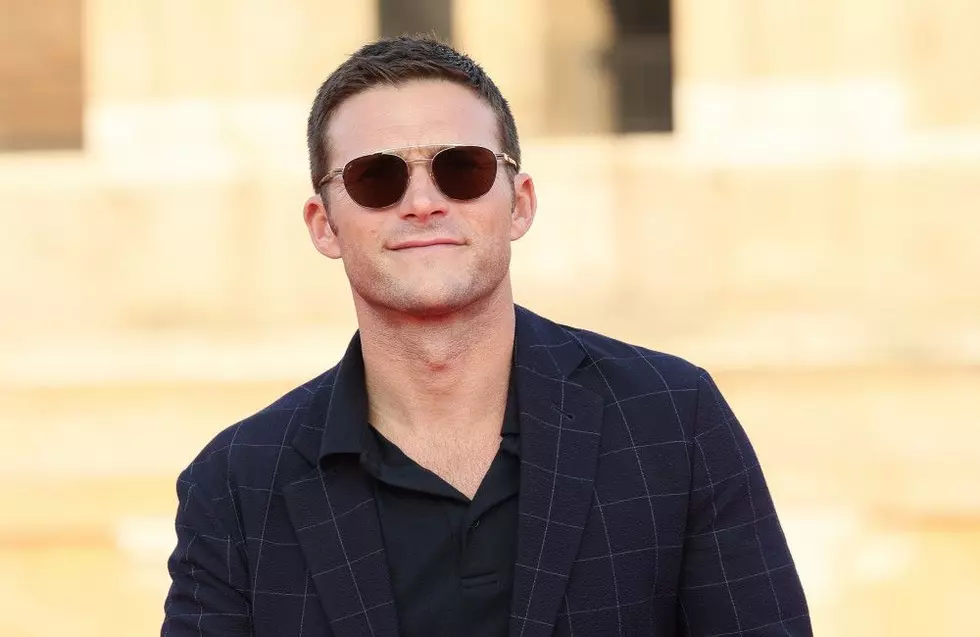 Scott Eastwood was discouraged from working with Taylor Swift