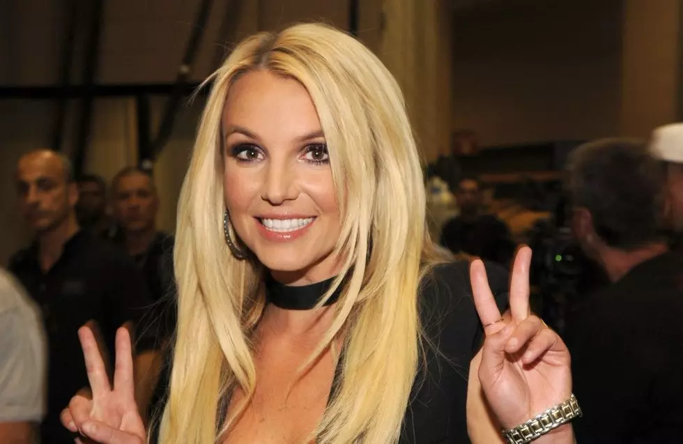 Britney Spears left with droopy eyelid after botched Botox injection