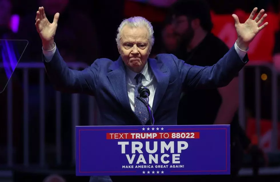 Donald Trump and ‘fantastic’ Jon Voight craft plan to save ‘disaster’ Hollywood