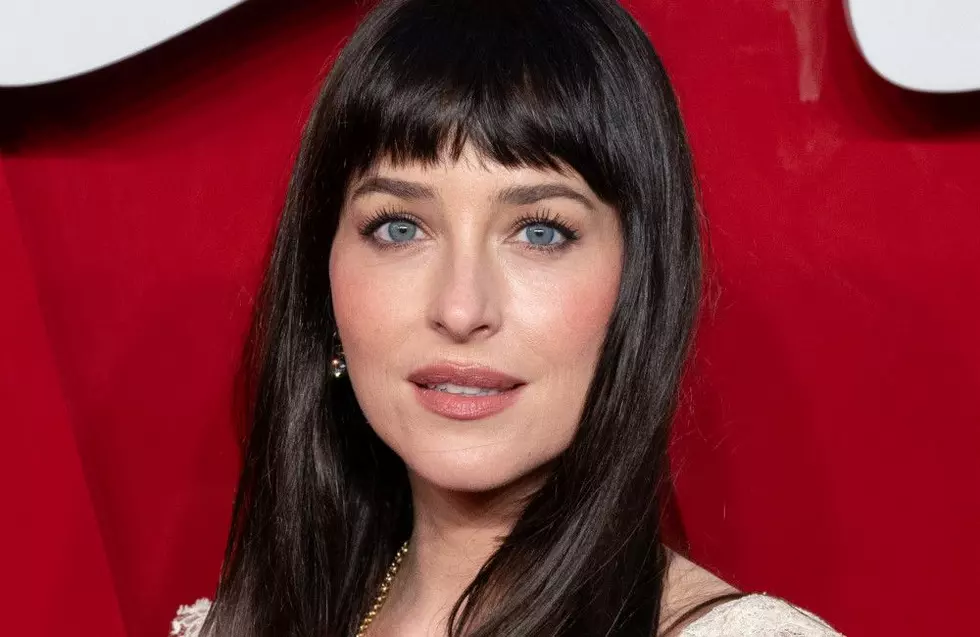 Dakota Johnson opens up about working with Taylor Swift