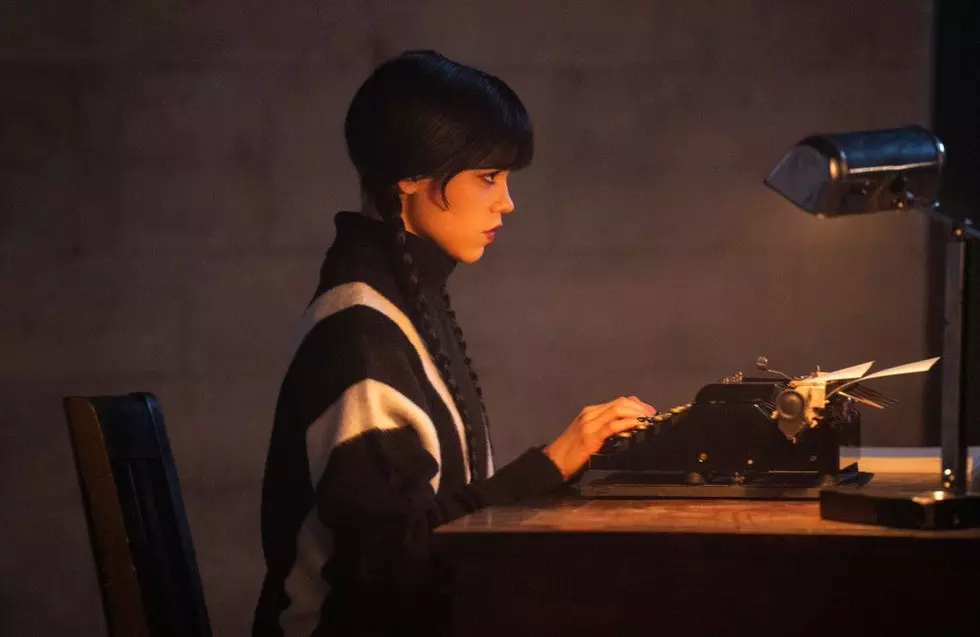 Netflix gives major Wednesday season 3 update as Jenna Ortega returns