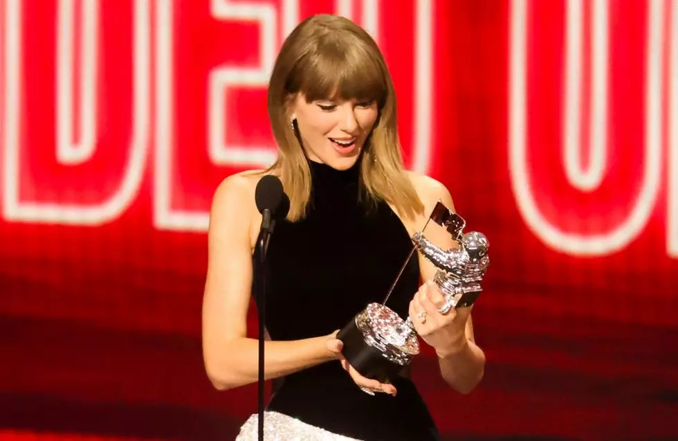 Taylor Swift brands Jason Kelce’s 7.30am phone call messed up after bizarre request to husband Travis