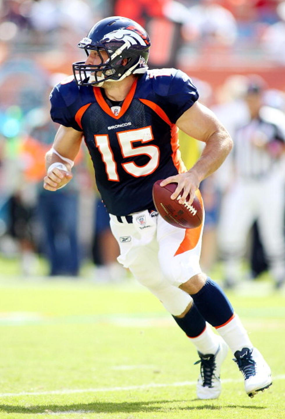 Tebow &#8211; Love Him, or Hate Him?