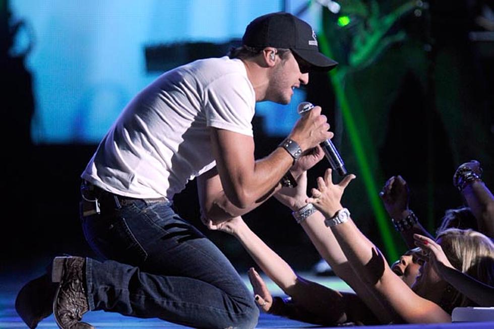 Luke Bryan Fires Up Crowd at the 2012 ACM Awards With Performance of ‘I Don’t Want This Night to End’