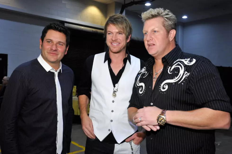 Rascal Flatts Sing Anthem Before World Series Game The Way It Should Be- [VIDEO]