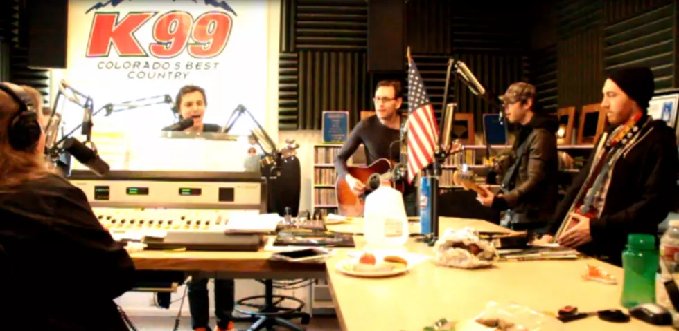 Charlie Worsham Performs &#8220;Could It Be&#8221; in Studio [VIDEO]