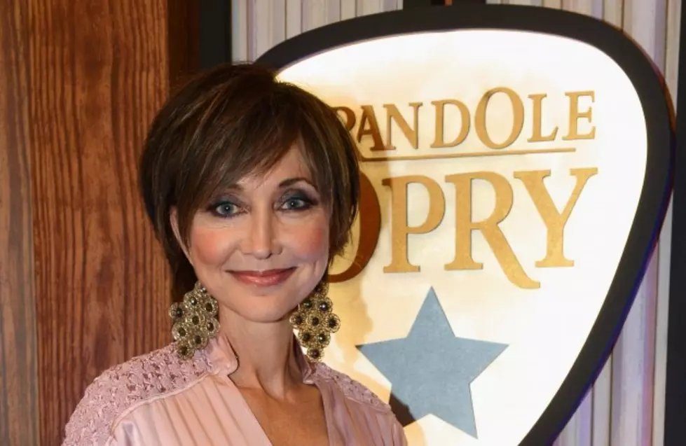 What Ever Happened to &#8217;90s Country Star Pam Tillis?