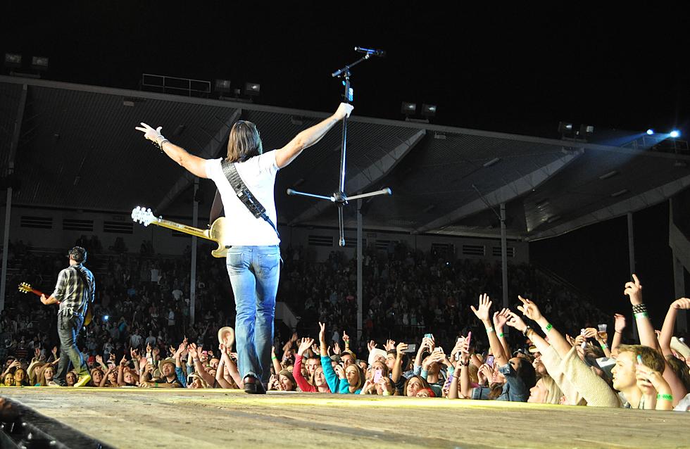 Just Another Friday Night at the Greeley Stampede – With Jake Owen & 11,000 Screaming Fans