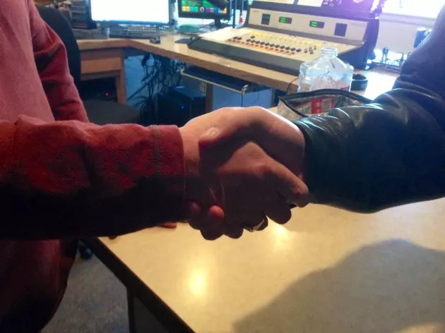 It&#8217;s World Handshake Day &#8211; What Method Do You Use? [POLL]