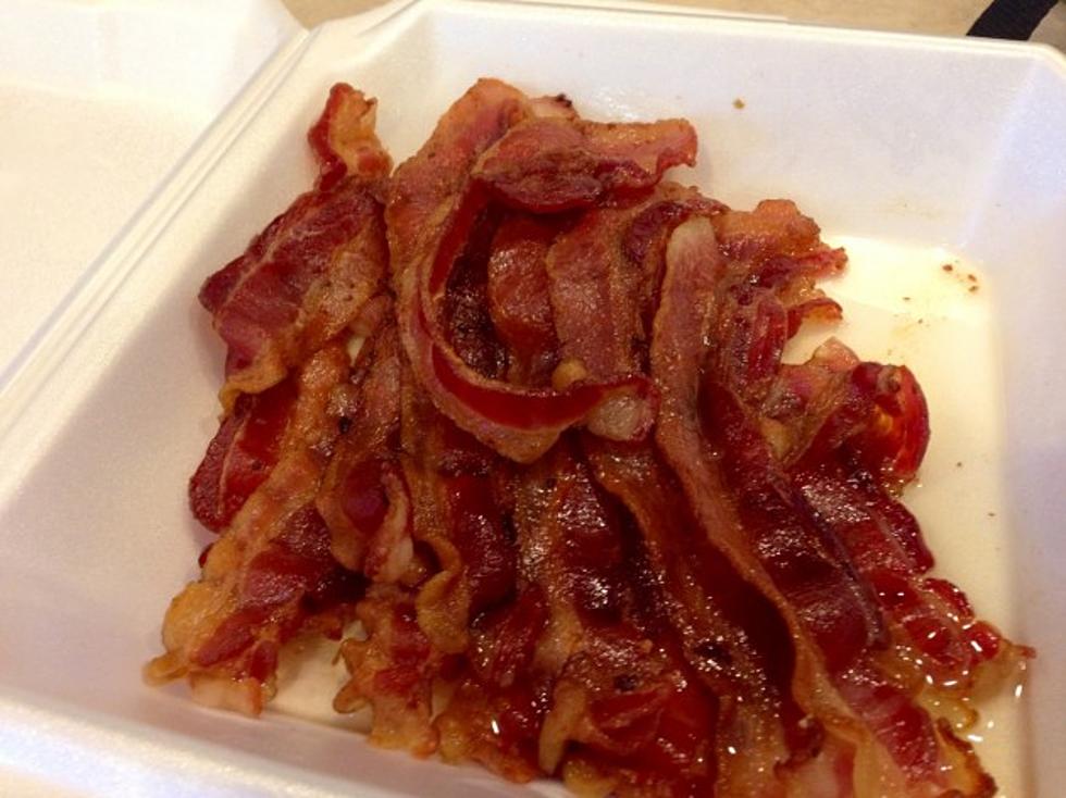 Watch Man Eat 182 Strips of Bacon in Five Minutes [VIDEO]