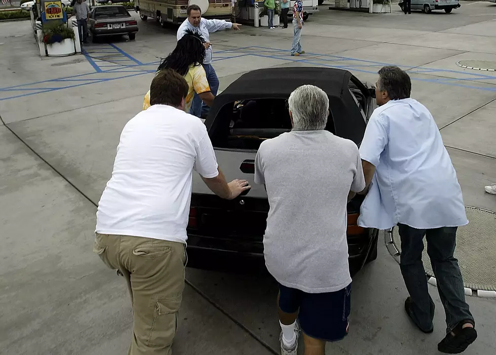 Fort Collins Residents Go the Extra Mile and Help Stranded Motorist