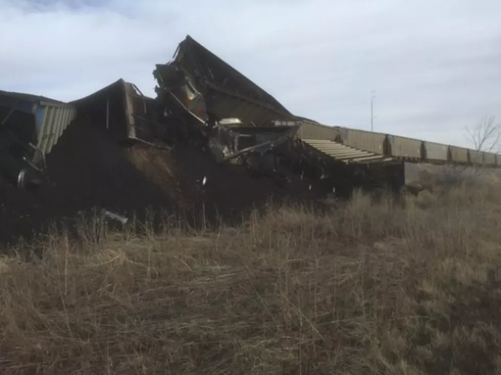 Train Derails in Weld County Near Hudson &#8211; Dumps Tons of Coal
