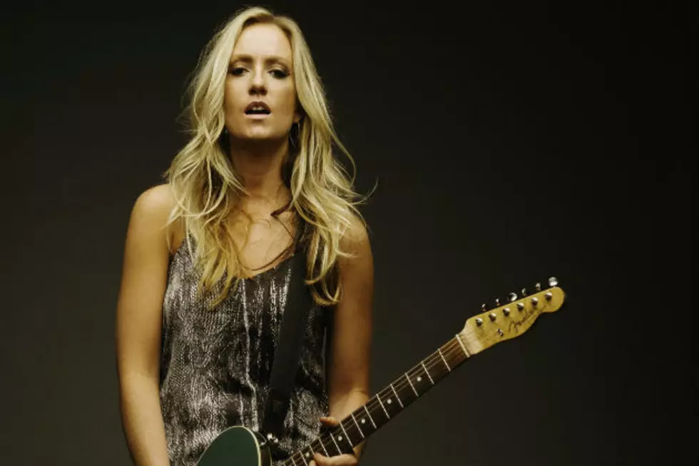 Clare Dunn at The Boot Grill in Loveland Tonight – New From Nashville [Free Concert]
