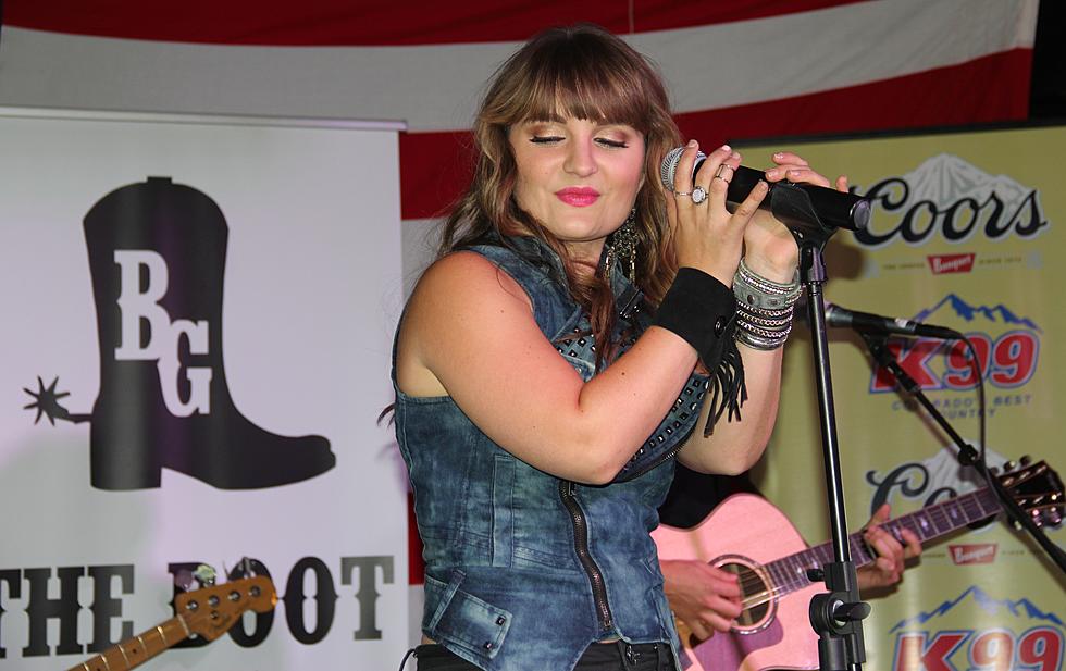 Rachele Lynae Brings Energy to The Boot Grill For New From Nashville [PICTURES]