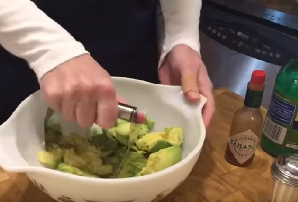 Todd’s Wife Makes Guacamole in Less Than Two Minutes [VIDEO]