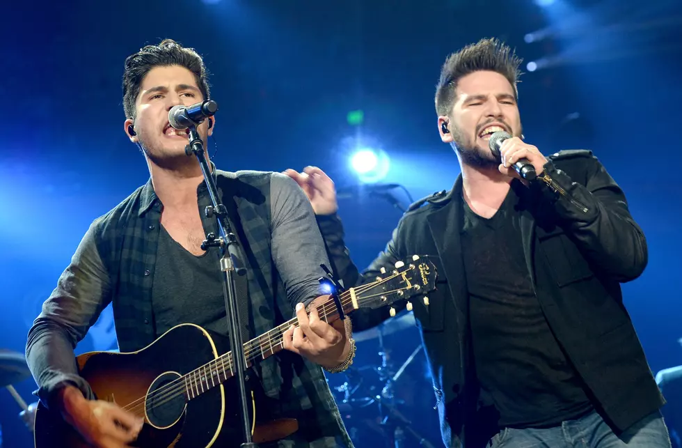 Dan + Shay &#8216;Obsessed&#8217; in Denver: Nashville Minute