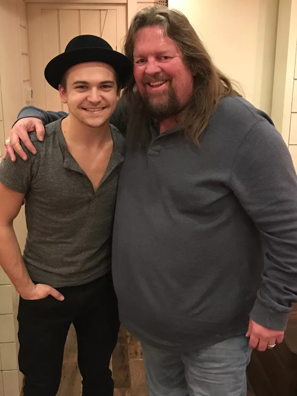 My Evening Hanging Out With Hunter Hayes Was a Treat For My Ears and Soul [VIDEO]