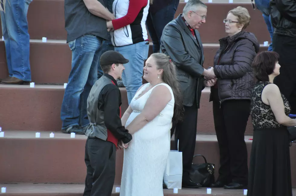 Loveland&#8217;s Valentine&#8217;s Day Group Wedding Returns to Foote Lagoon