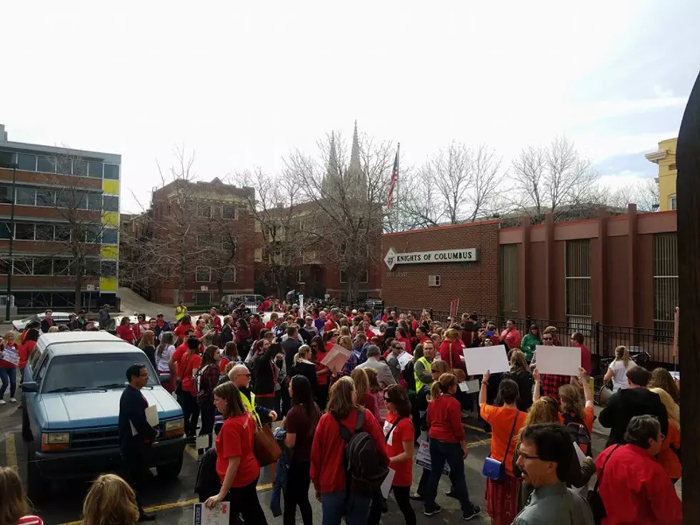 Many Northern Colorado School Districts Canceling Classes April 27