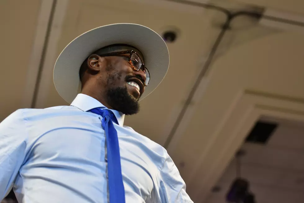 Von Miller to be Honored with Jefferson Award