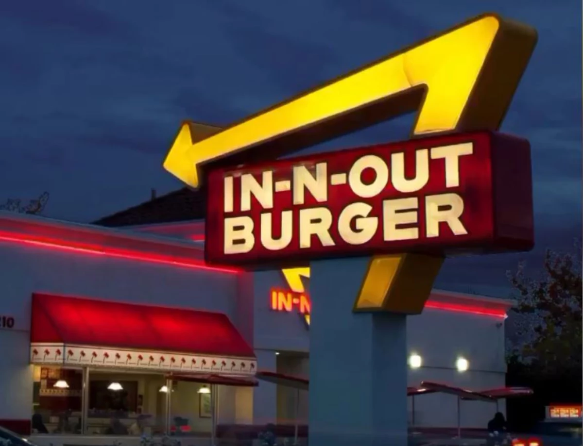 [PHOTOS] Building Goes Up for First Colorado InNOut Burger