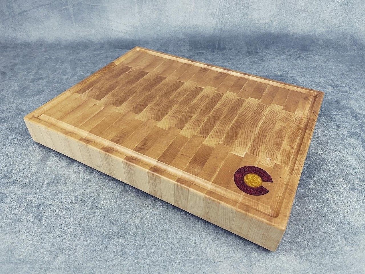 Chicago Bears - Artisan 24 Acacia Charcuterie Board