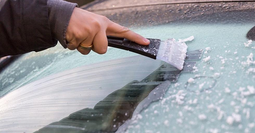 5 Highly Rated Ice Scrapers From Amazon You Need for Your Car
