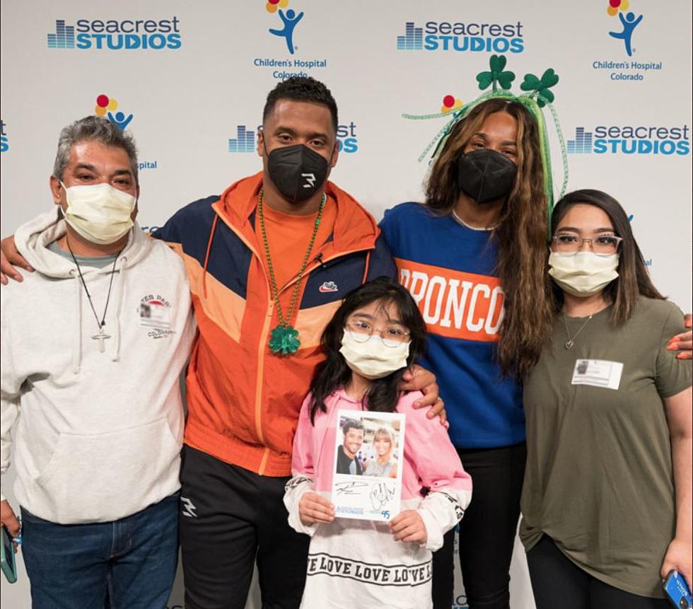 Russell Wilson Surprises Kids At Children’s Hospital Colorado
