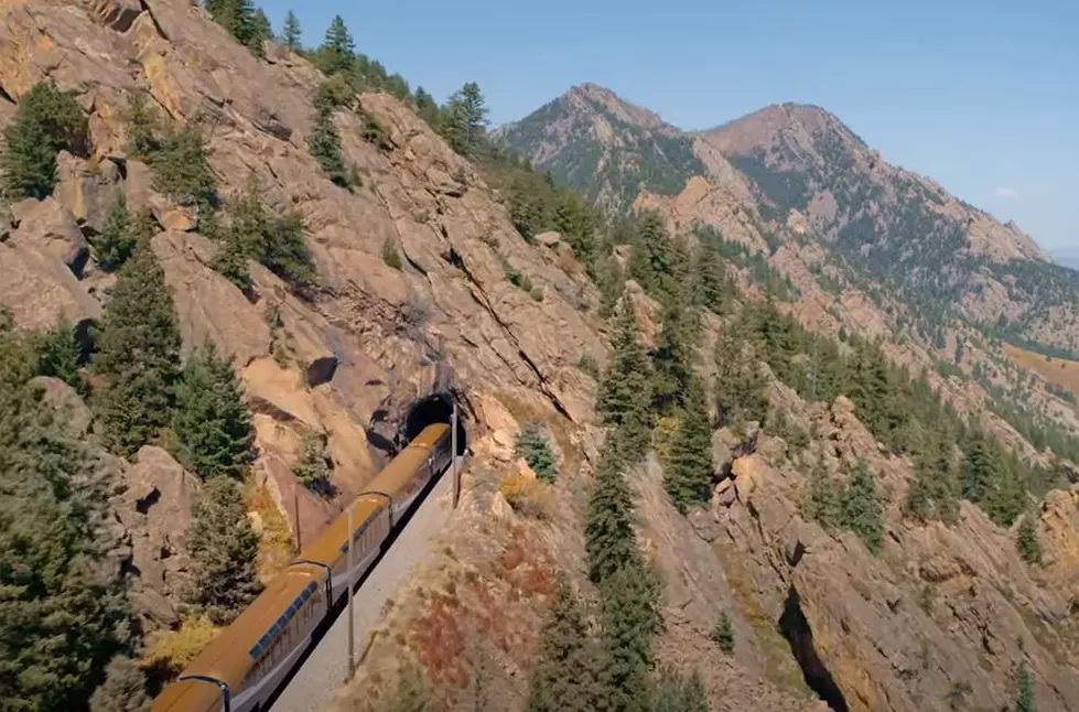 Ride On The Stunning Rocky Mountaineer From Denver Colorado to Moab Utah