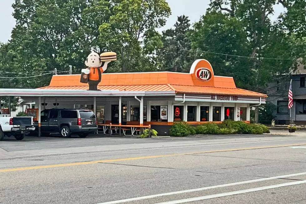 Berthoud Colorado A&W is for Sale and You Could Own it