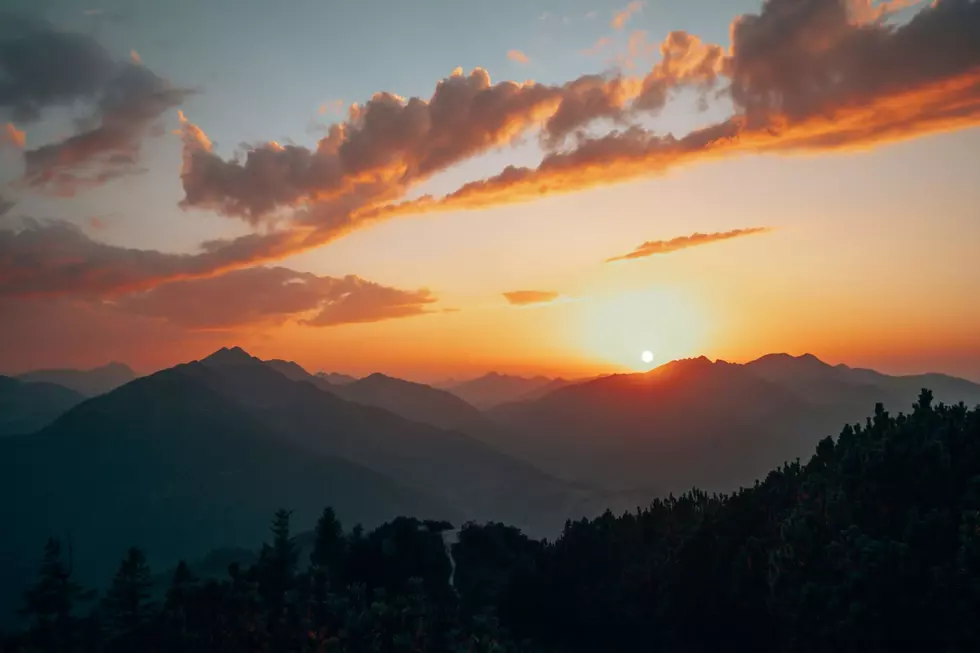 Pros and Cons to Shorter Days in Colorado This Fall and Winter