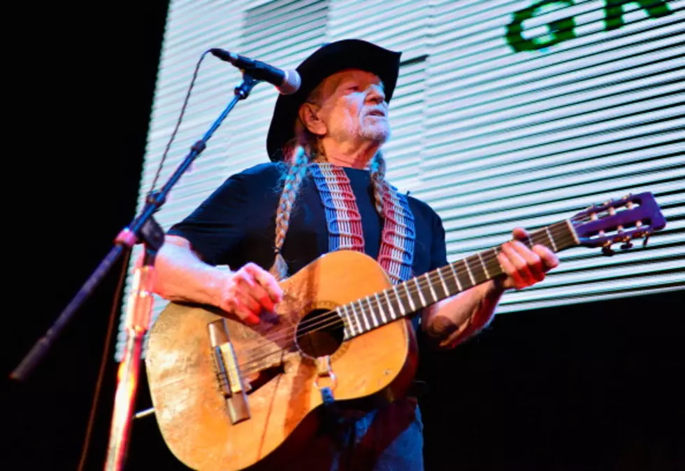 Willie Nelson Getting Music Doctorate