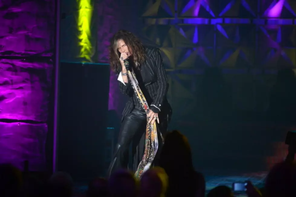 Rock Music Legend Steven Tyler Sings At A Small Nashville Nightclub