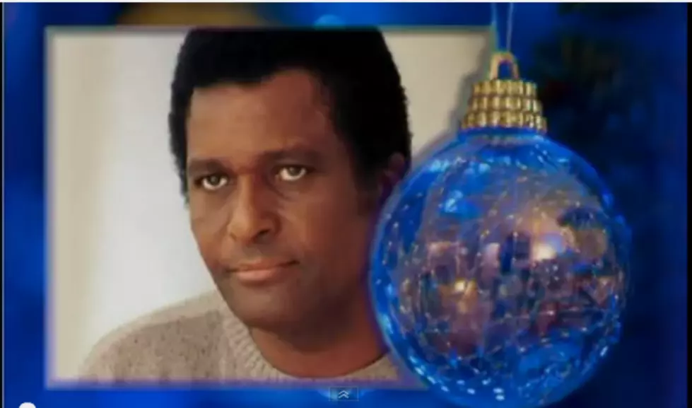 Country Legend Charley Pride Sings About &#8216;Santa And The Kids&#8217;