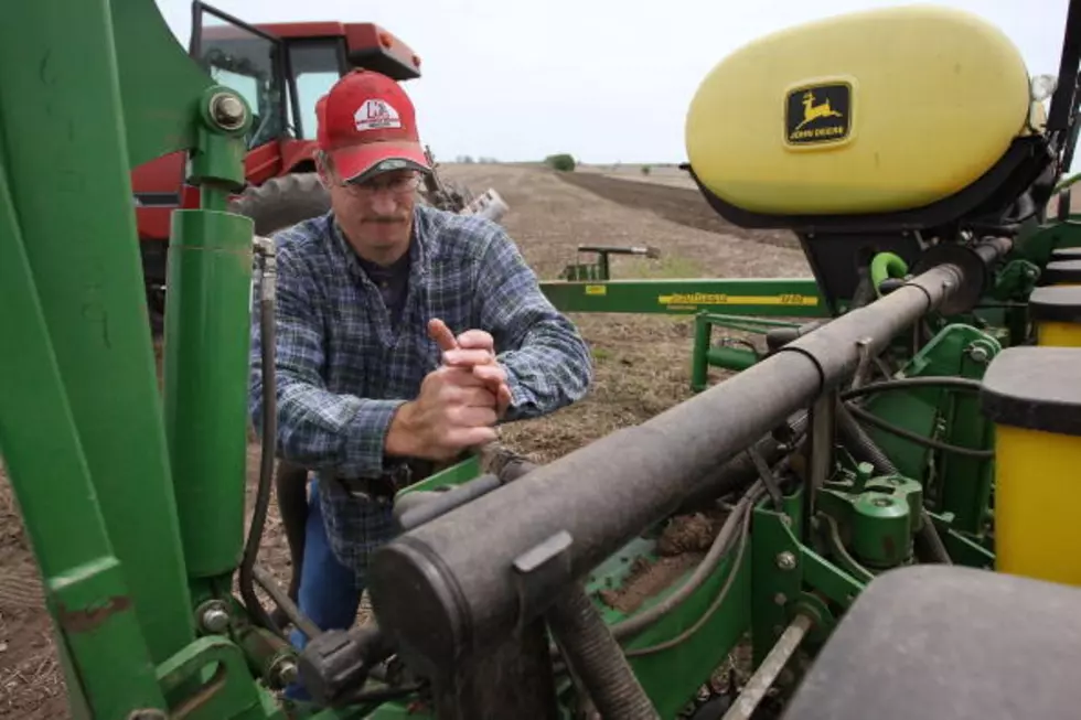 South Dakota Farmers Are Crankin’
