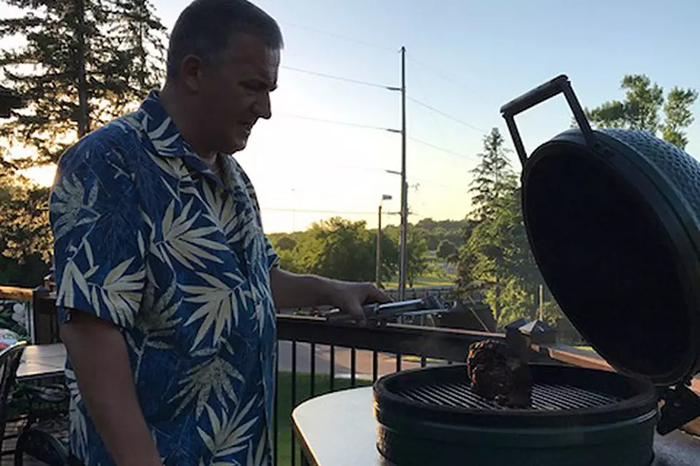 Woman Upset Because Neighbor Won&#8217;t Stop Grilling Meat