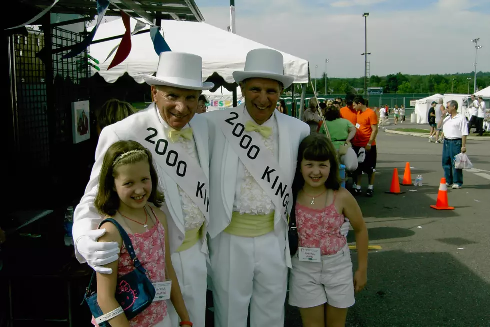 &#8220;Double Trouble&#8221; Making Memories At Twins Days Festival