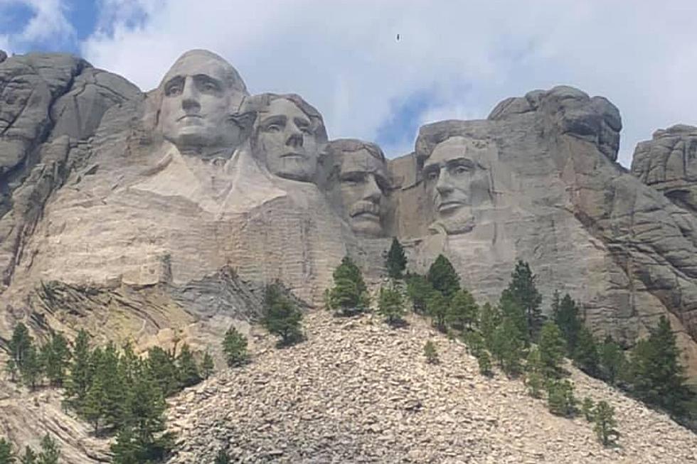 Here’s What Happens if you Spread Someone’s Ashes at Mt. Rushmore